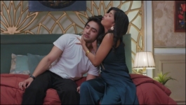 Jaane Anjaane Hum Mile - 14th November 2025